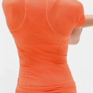 New Athleta M Momentum Seamless Tee Orange Haze Mini Stripe Medium Regular